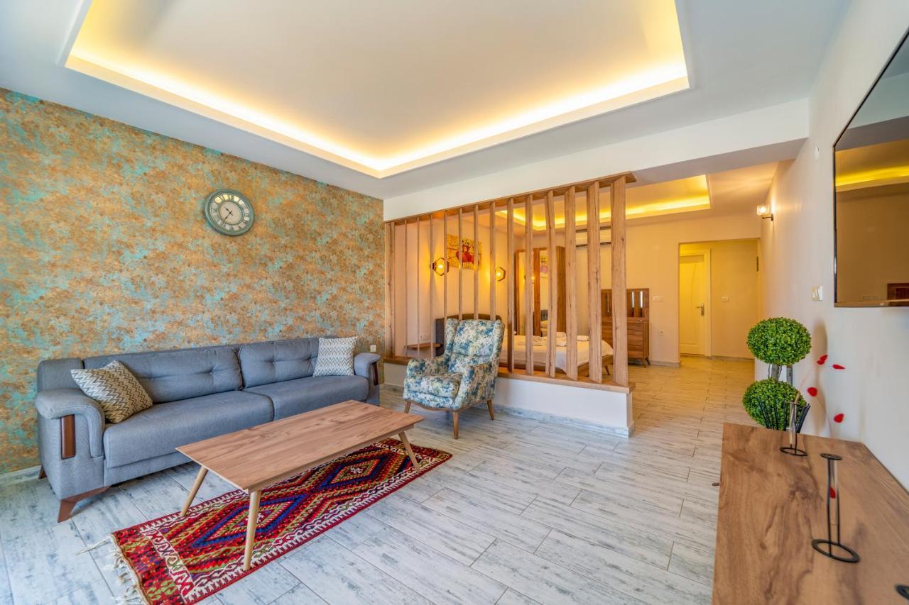Nakas Suites 페티예 외부 사진