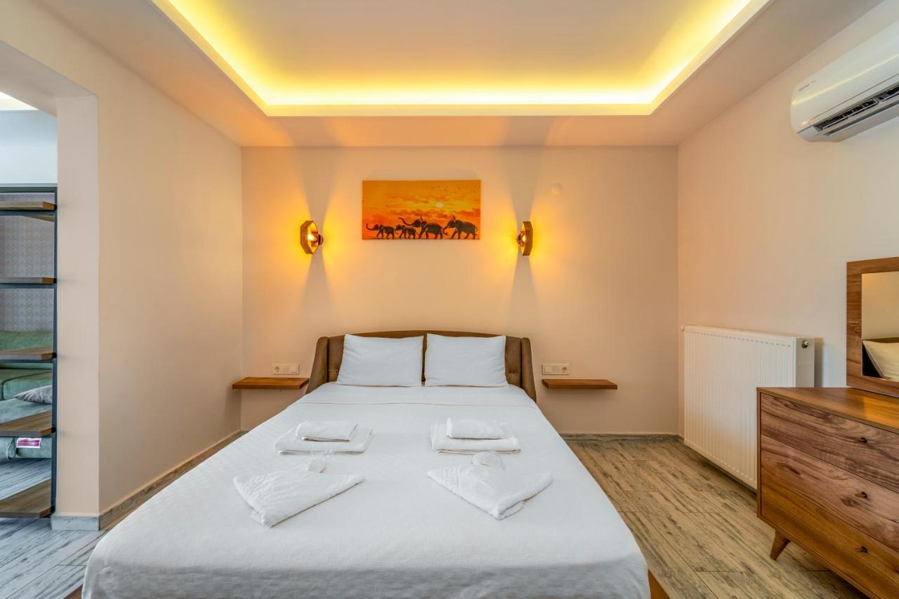 Nakas Suites 페티예 외부 사진